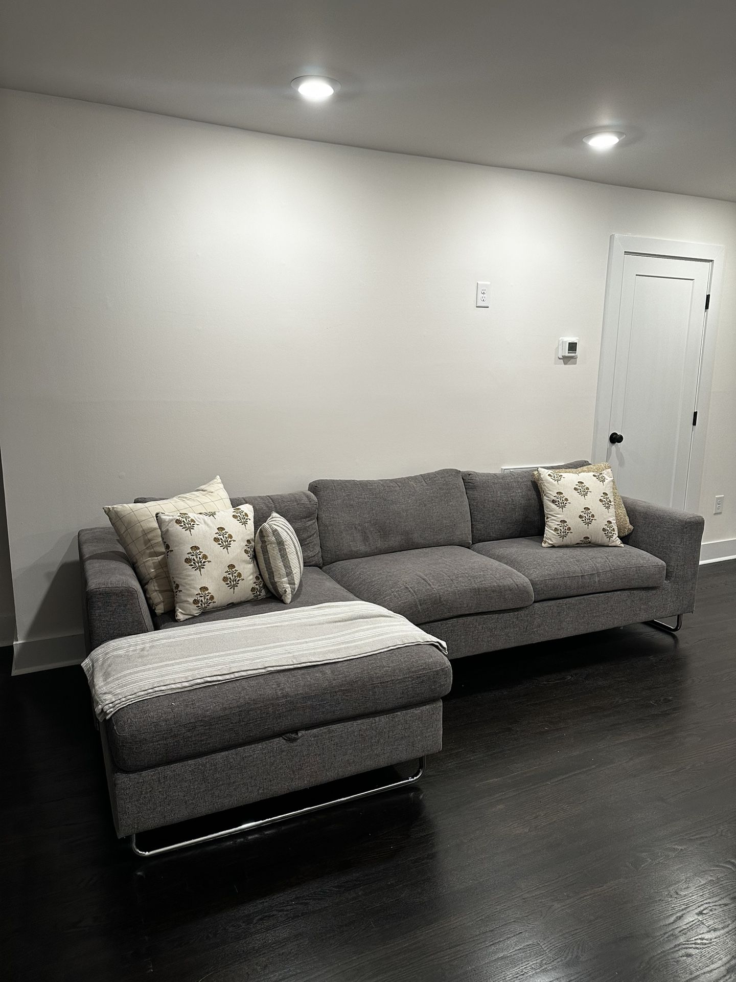 Grey Sectional Couch With Storage