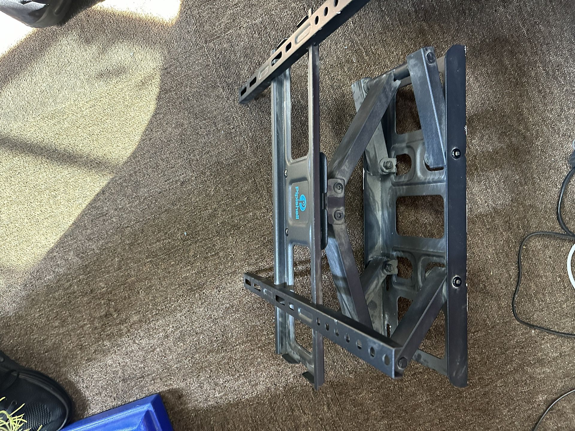 Pipishell TV Mount