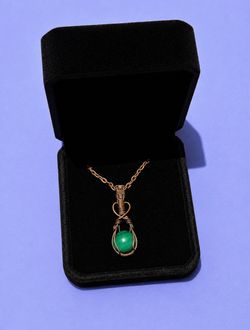 Malachite Pendant Necklace