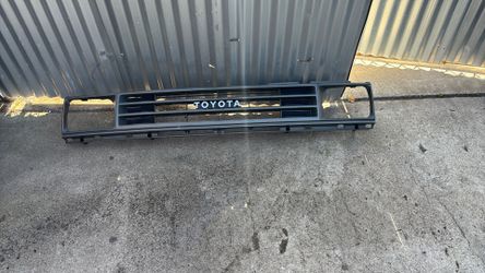 Toyota Truck Grill