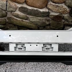 GMC YUCON WHITE PERL ORIGINAL FRONT BUMPER COVER +  LOWER VALANCE 2015 2016 2017 2018 2019 2020