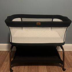 Baby Bassinet Never Used 