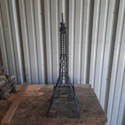 Eiffel Tower - garden trellis