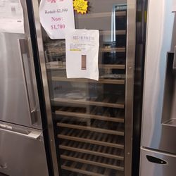 Avanti 149-Bottle Wine Cooler 