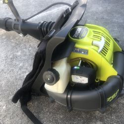 RYOBI 175 MPH 760 CFM  