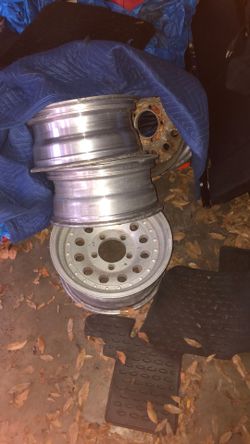 4 Chrome Wheels Rims In Great Condition Got To Go 