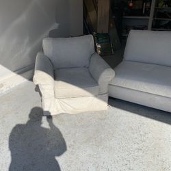 Everything $300 Expensive New Pottery Barn Furniture Read Ad