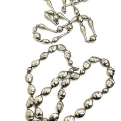 Choice Of 1 Dauplause Necklace 
