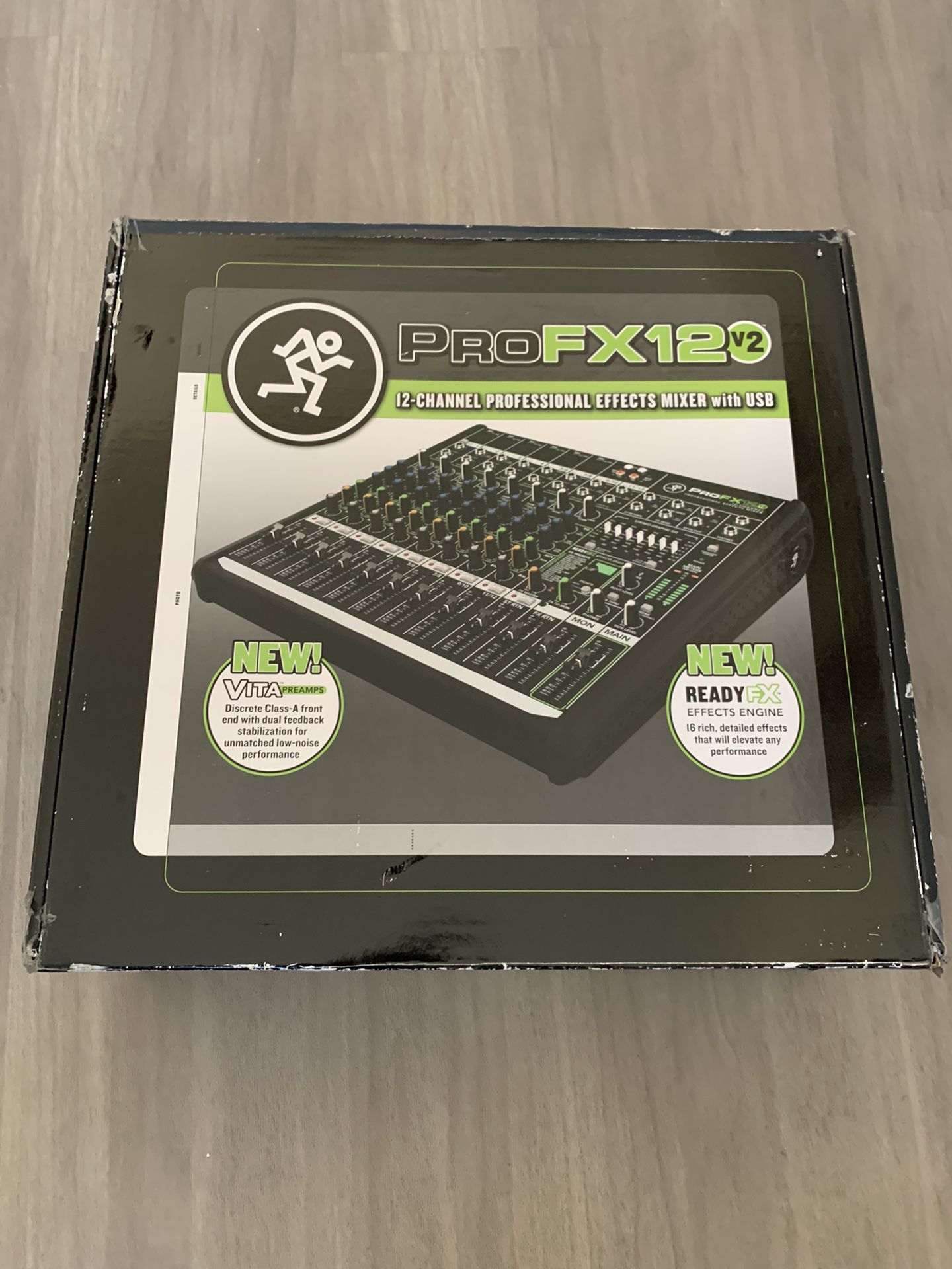 Mackie pro FX 12 channel Mixer