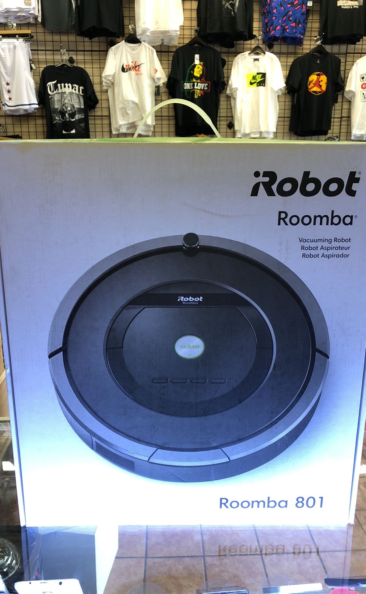 Brand New IRobot Roomba 801