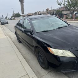 09 Toyota Camry 