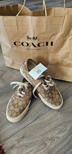 COACH SNEAKER SIZE 6