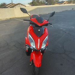 2024 Ice Bear Ascend Class 150 Scooter Red