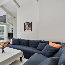 William Sonoma Coaches 