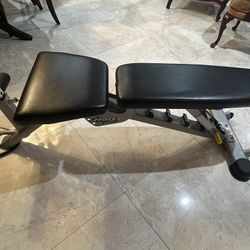 Hoist 7 Position Adjustable Bench