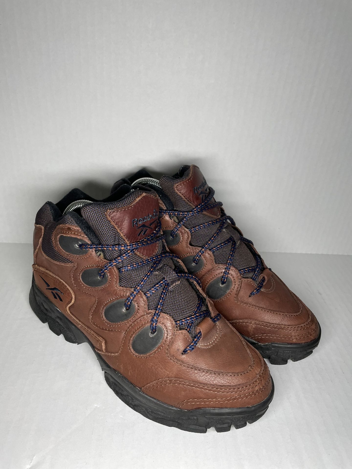 Vintage womens Reebok weather tuff waterproof leather hiking boots size 8.5 