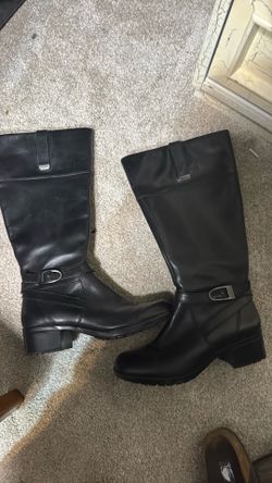 Leather women’s size 9 Bandolino boots