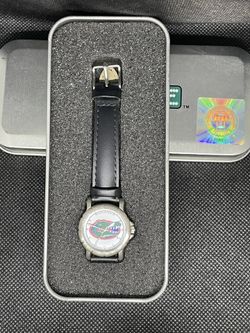 ***WOMAN’S UF GATOR WATCH ***