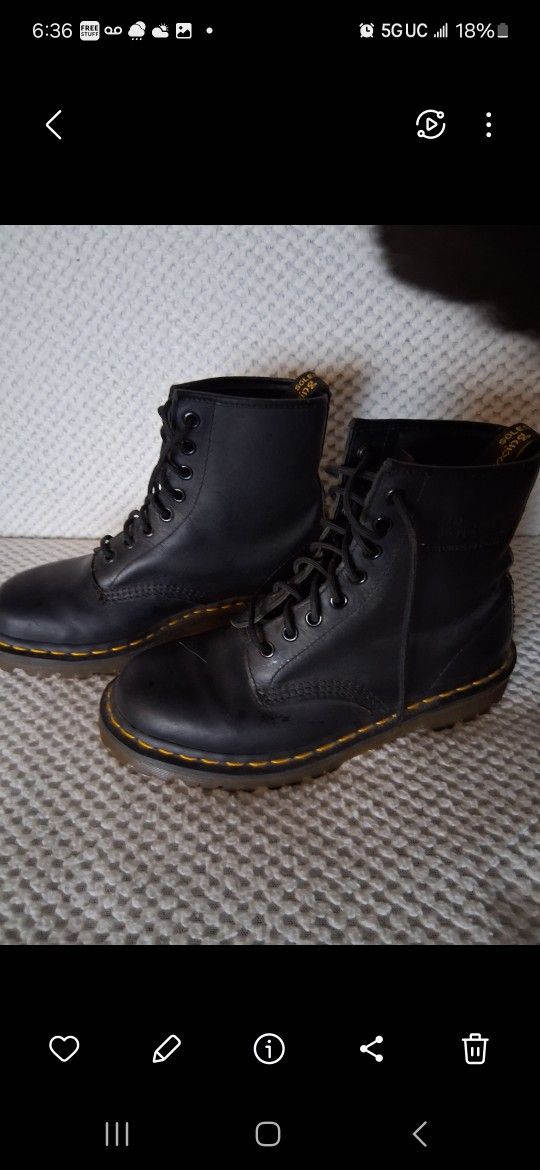 DocMartins Sz8