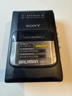 Vintage Sony Walkman WM-AF50 Cassette Player AM/FM Made in Japan - FOR PARTS