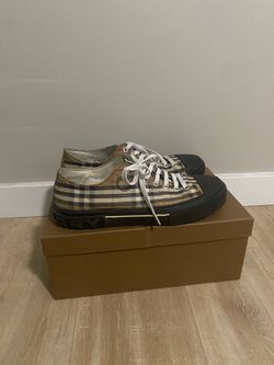 Burberry’s brown
