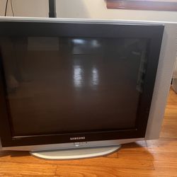 Samsung 27” Slim Fit CRT