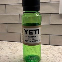 Yeti Yonder 34oz
