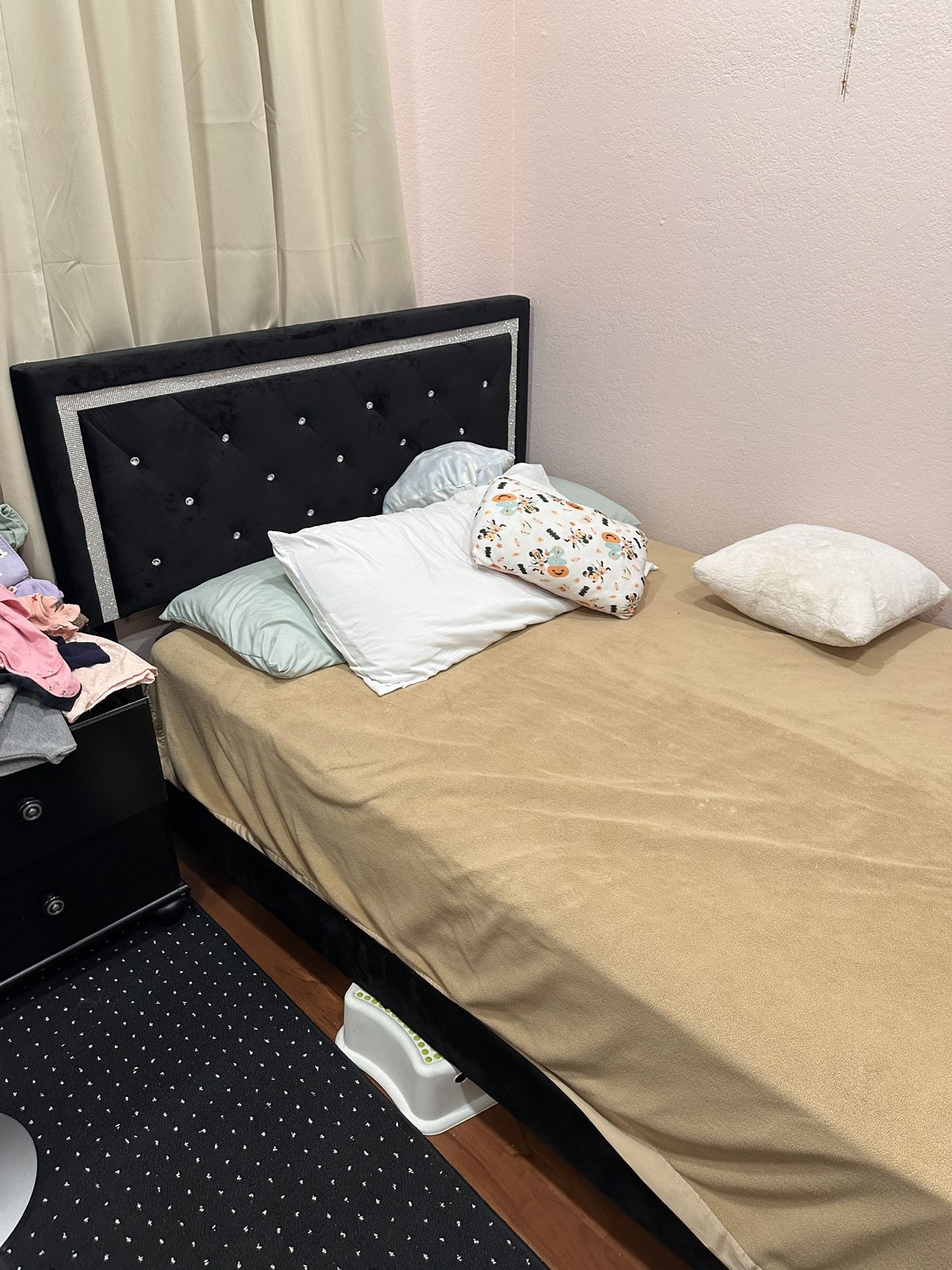 Bedroom Set
