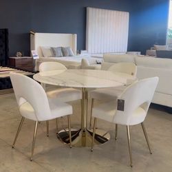 Dinnng Chairs/ Table Chaits/ Kitchen Chairs Customizable - Same Day D Délivery - 0  interest and  money down