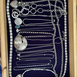 Jewelry Necklace Is A Lot Of 17 Silver Color Necklaces Some With Pendants.