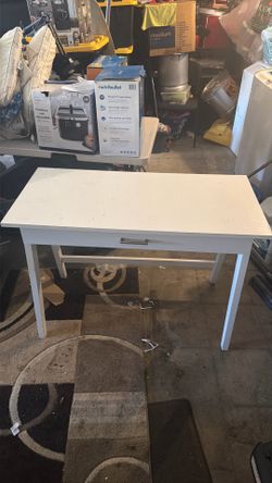 Desk Table