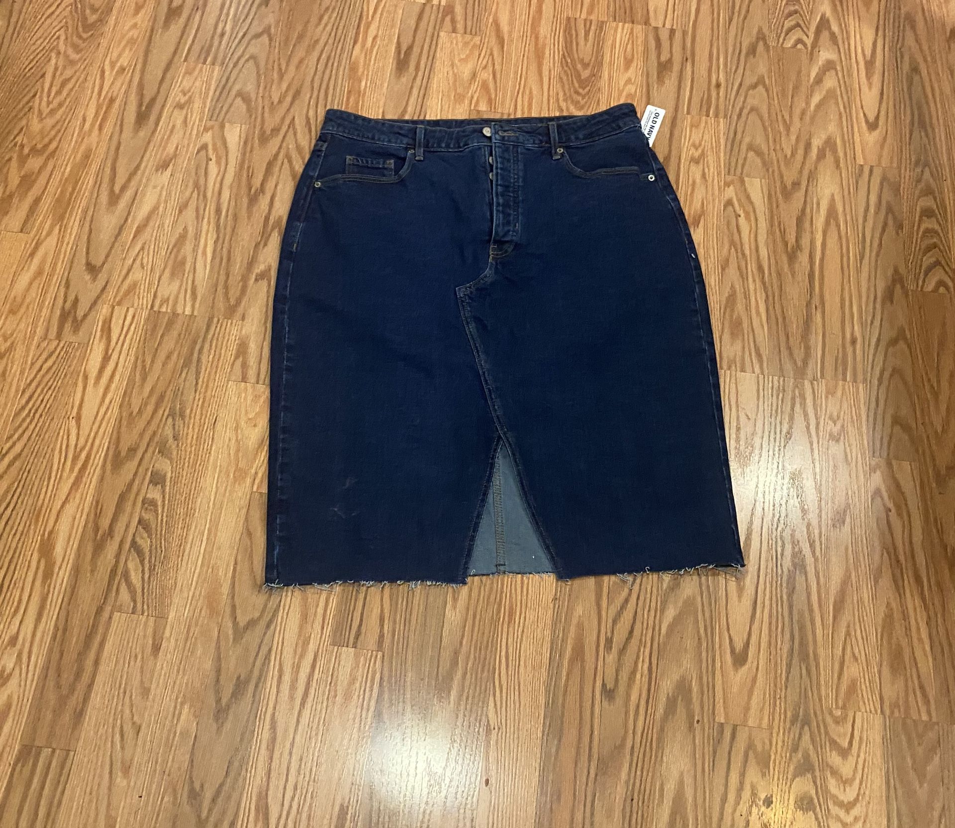 Old Navy Denim skirt
