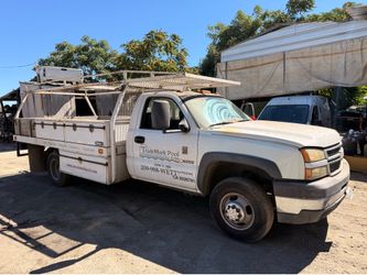 2006 Chevrolet Silverado 3500 6.0L 4x2 ***for parts only***