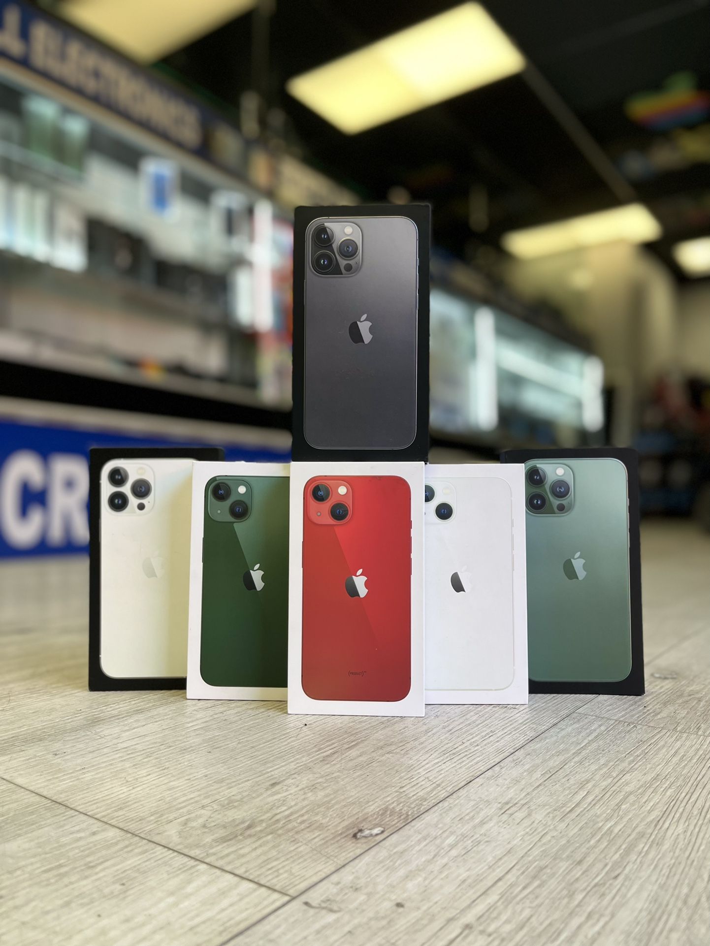 iPhone 13 & 13 Pro Max Available (Unlocked)