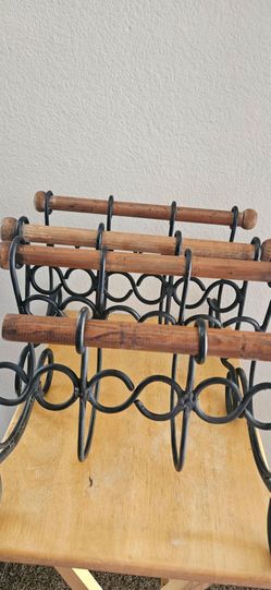 Magazine/wine rack