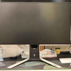 Alienware 27” Gaming Monitor (AW2721D) 