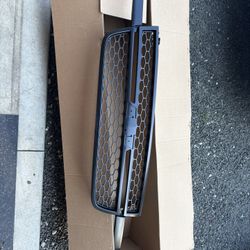Chevy Silverado Grill