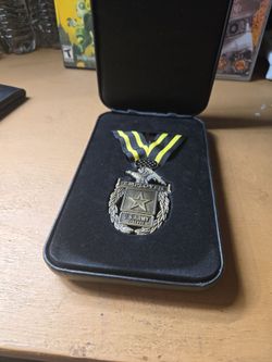 Army Reserve employee coin and medal