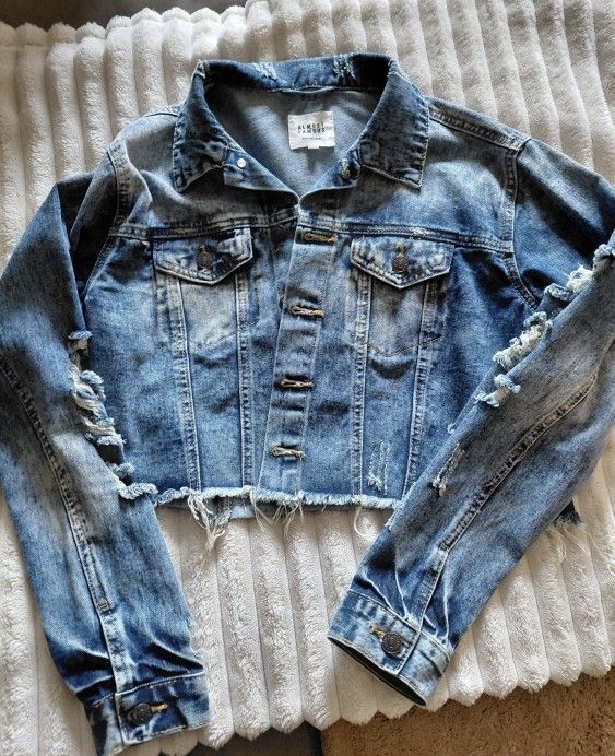 Woman Jean Fashion Jacket