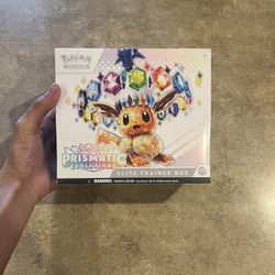 Pokemon Prismatic Evolutions Elite Trainer Box