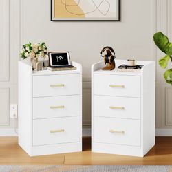 2Pcs White Nightstand for Bedroom, Storage Cabinet with Charging Station and 3 Drawers, Modern Sofa Table for Living Room
