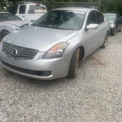07 Nissan Altima