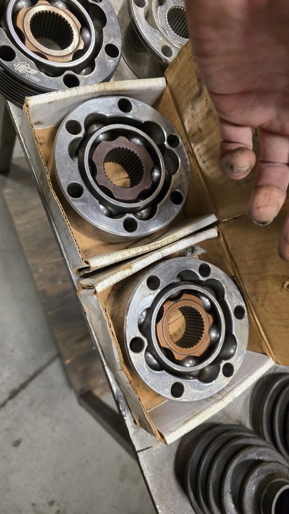 934 35 Spline Cvs