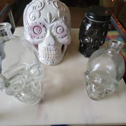 4 Skulls 