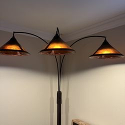 Standing Tier 3 Light Lamp