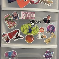 Free 3 Drawer W Stickers