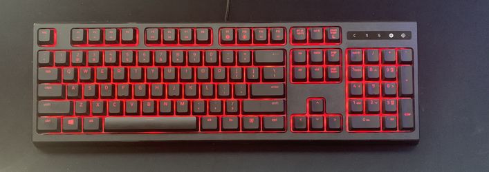 Razer Ornata Chroma Full Sized Keyboard