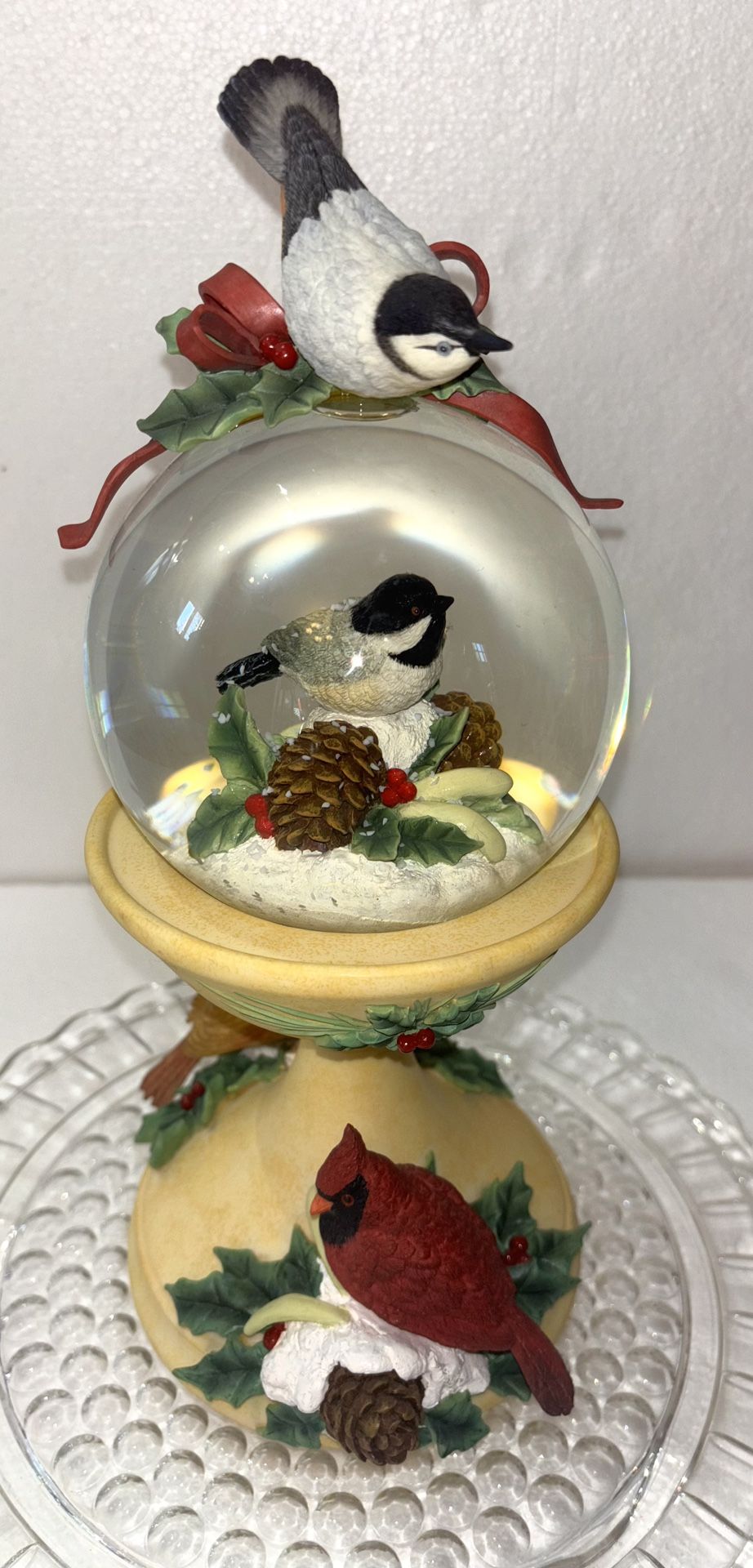 Vintage New In Box WINTER GREETINGS by LENOX Musical Bird Bath Snow Globe ~Plays JOY TO THE WORLD