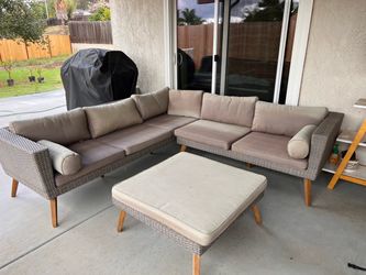 Pier 1 outdoor furniture seating
