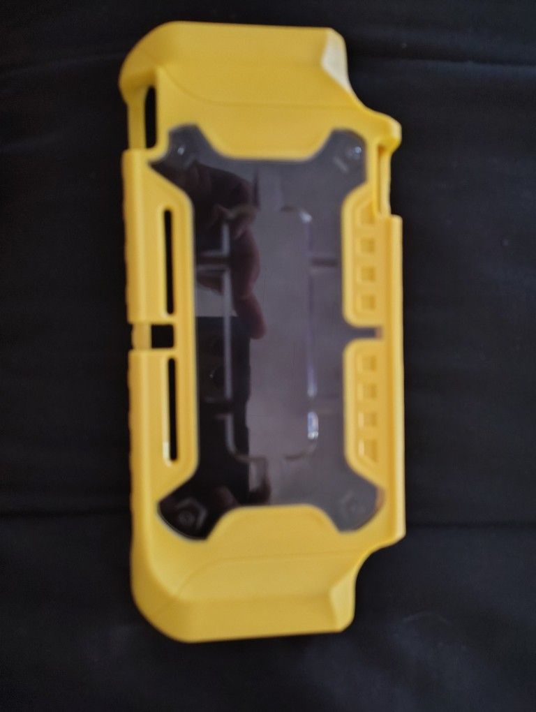 Nintendo Hori Lite Hybrid System Armor Yellow
